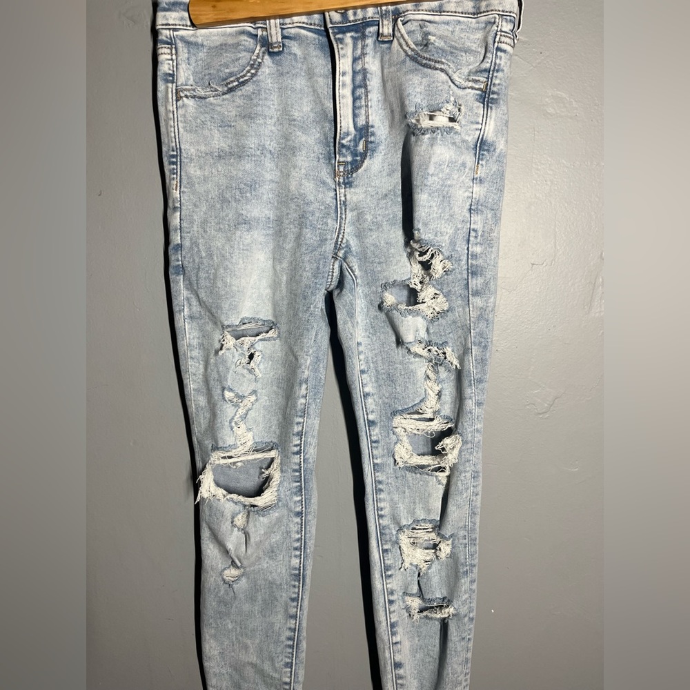 American eagle skinny jeans light wash
